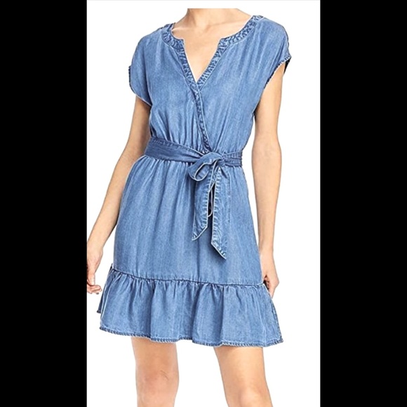 BB DAKOTA TENCEL STRETCH MINI DRESS - Picture 1 of 6